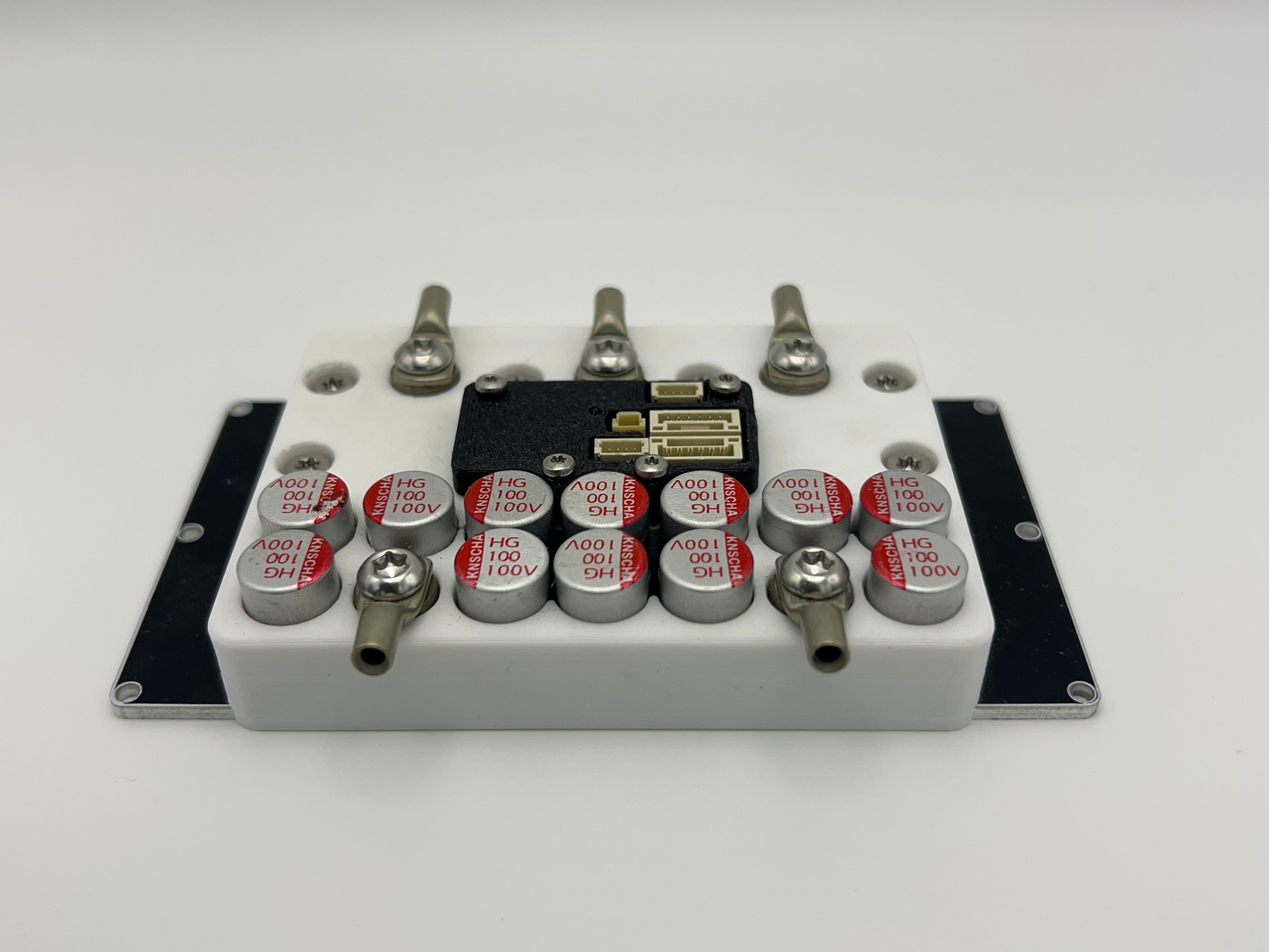 L-Compact