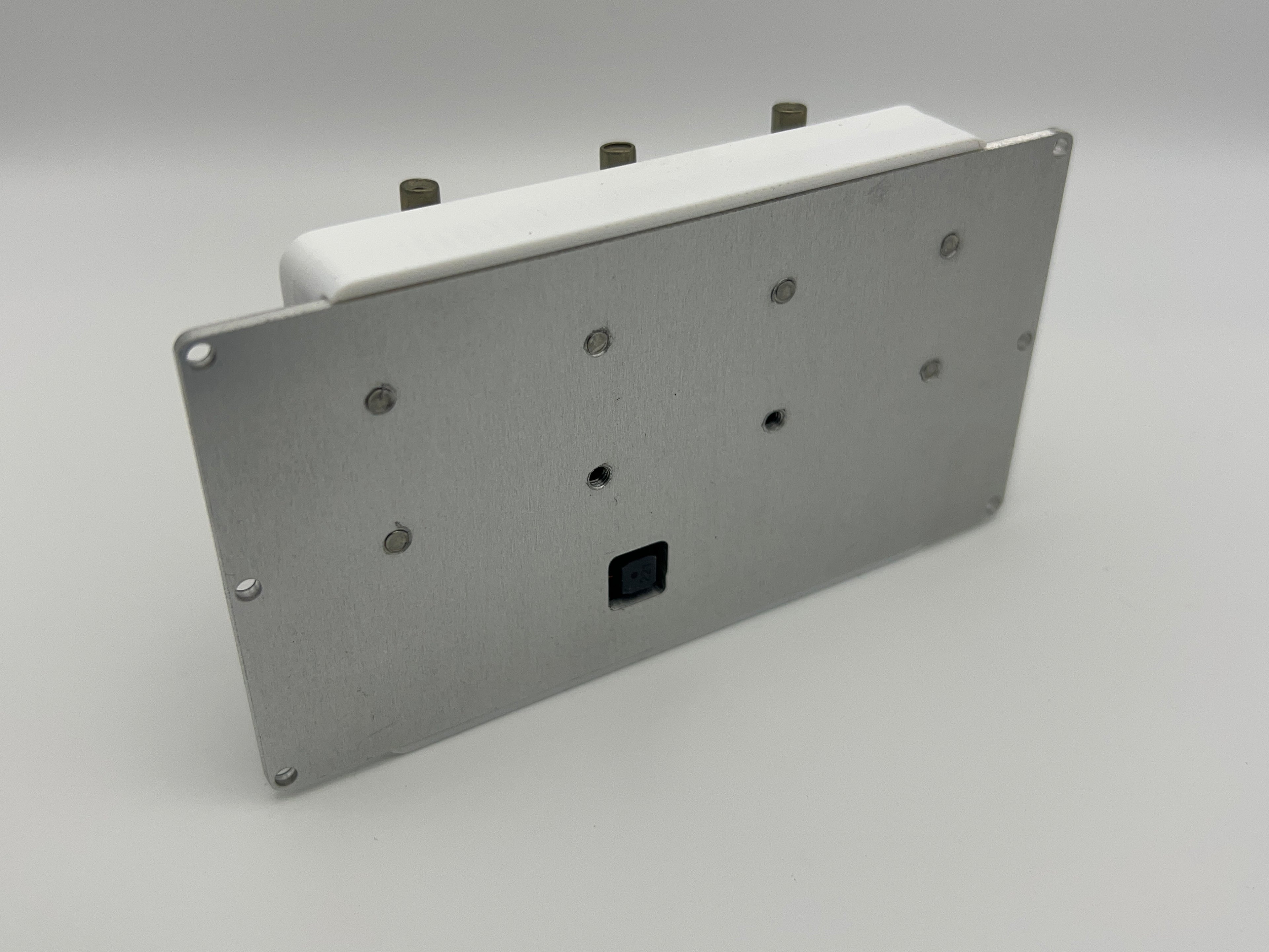 L-Compact